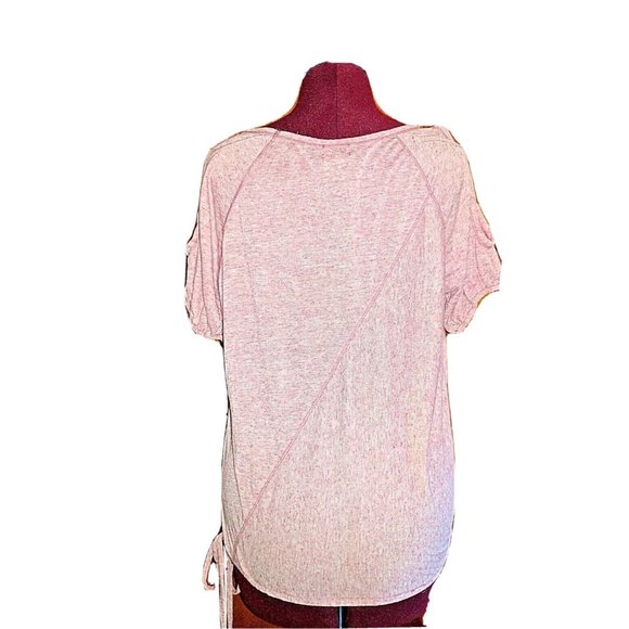 EyeLash Couture Womens Top Size Medium Pink Knit Cold Shoulder Bottom Tie - Picture 2 of 5